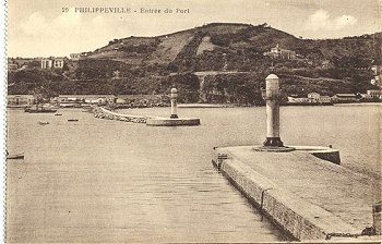 29 PHILIPPEVILLE - Entre du Port